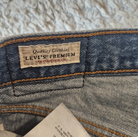 Levis 501 Premium Buttonfly Denim Shorts Size 27 - Picture 4 of 5